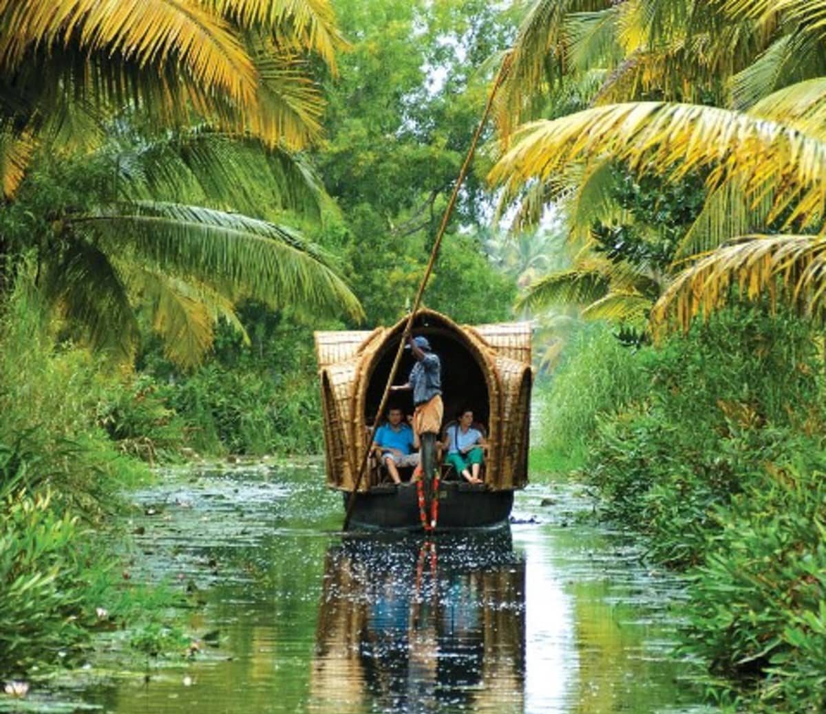 top 10 places to visit in kerala e1753936192395